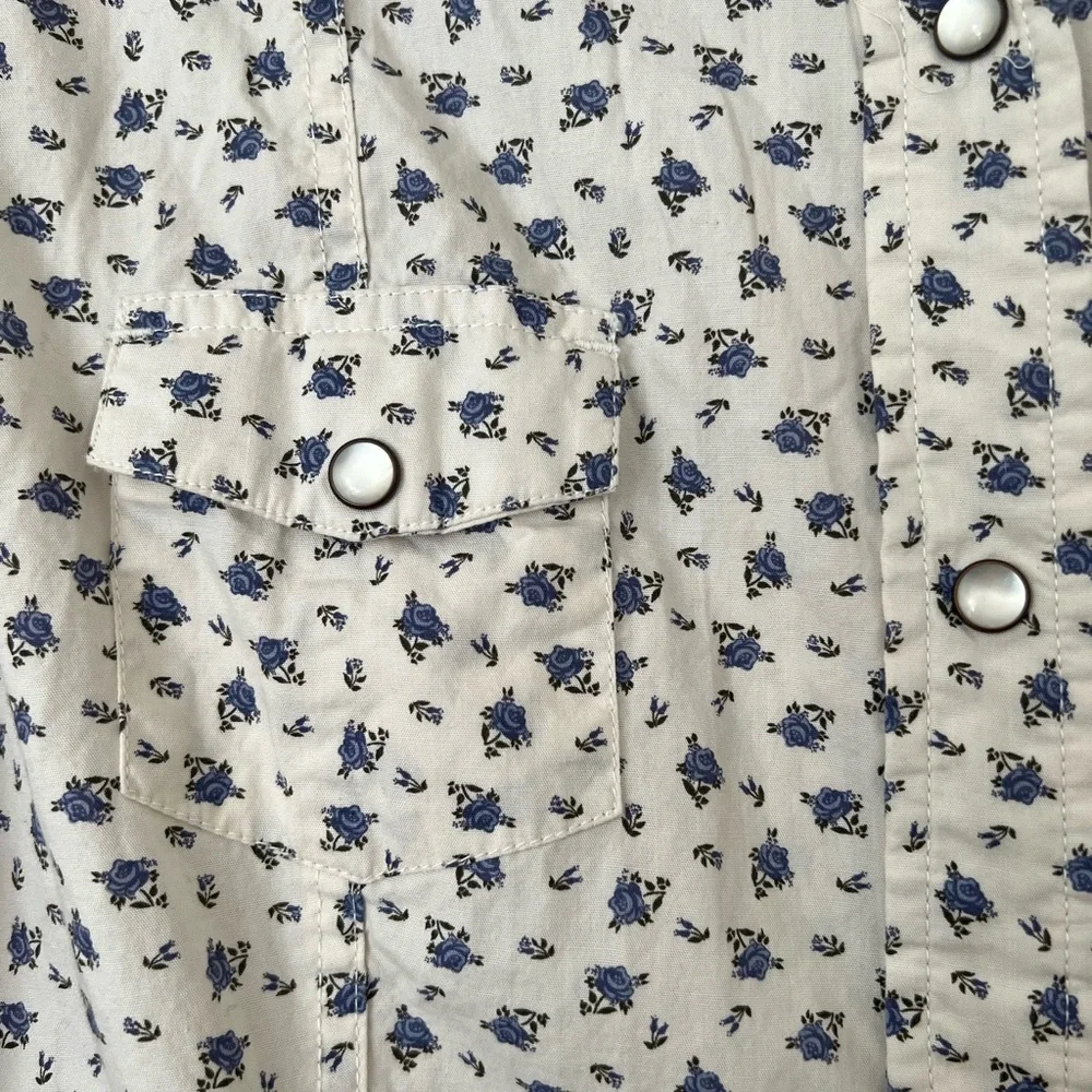 Carhartt Blue and White Floral Pearl Snap Western Shirt Ladies XXL EUC - Picture 6 of 7